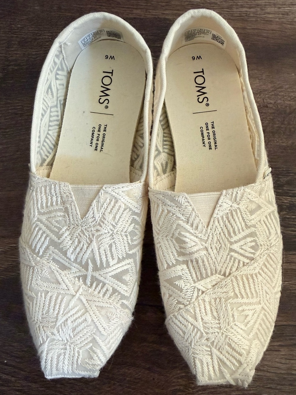 Toms Women's Embroidered Slip-On Flats in Cream